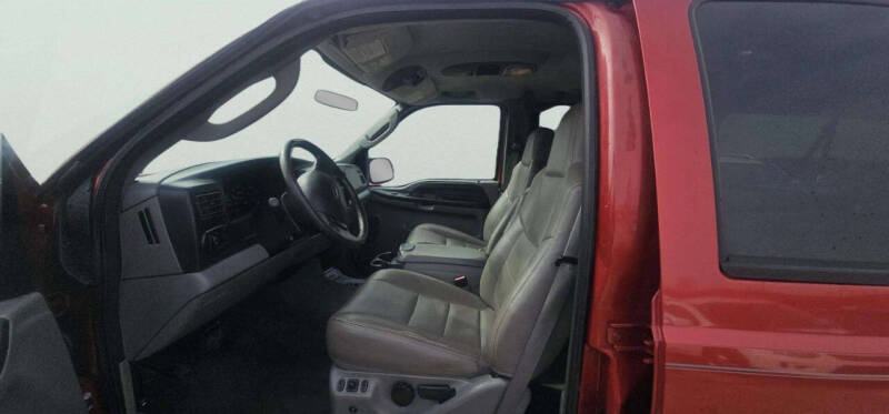2005 Ford Excursion XLT