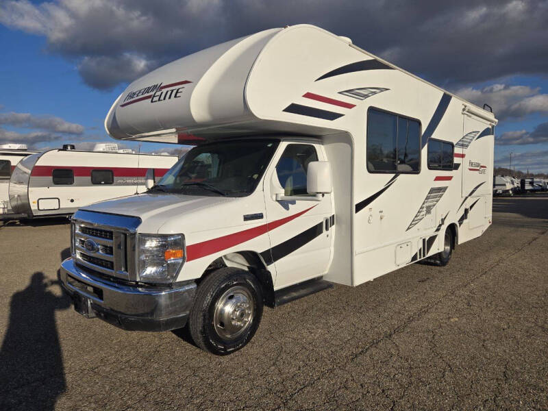 2020 Thor Motor Coach Freedom Elite 26he for sale at RV USA in Lancaster OH