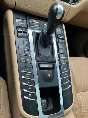 2018 Porsche Macan GTS