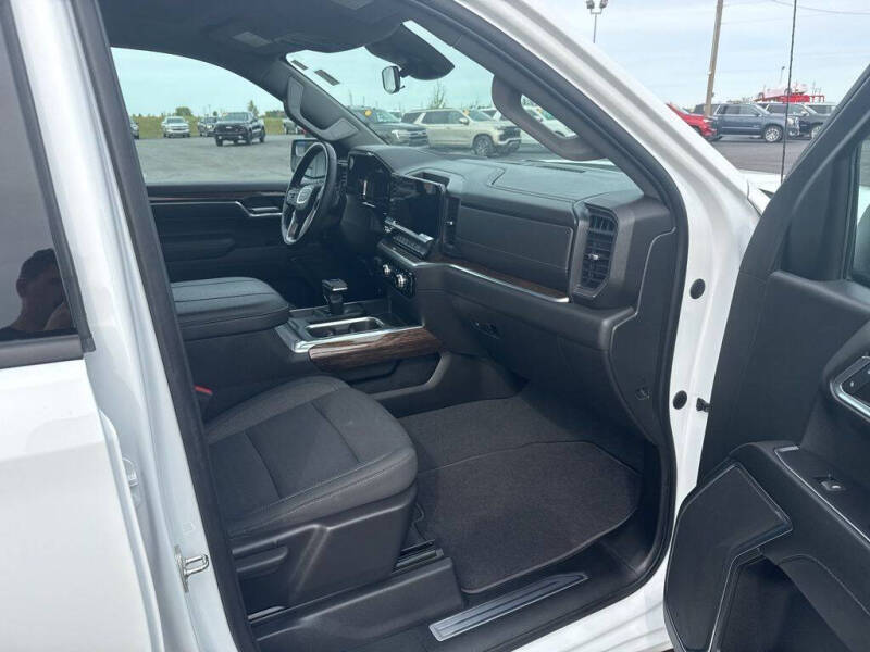 2023 GMC Sierra 1500