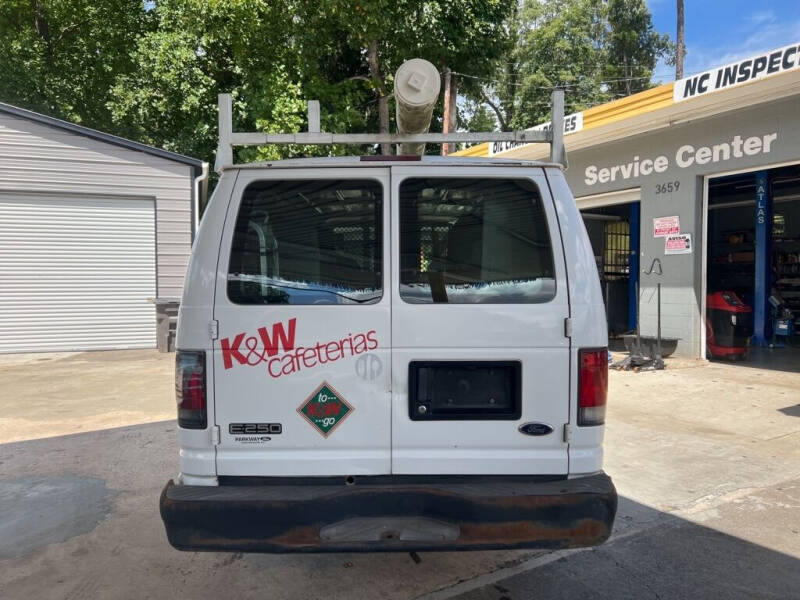 2003 Ford E-Series E-250