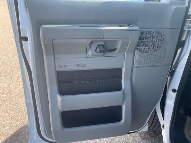 2013 Ford E-Series E-150