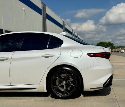 2017 Alfa Romeo Giulia Quadrifoglio