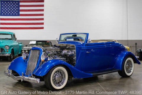 1934 Ford Cabriolet 