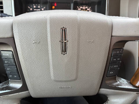 2011 Lincoln Navigator