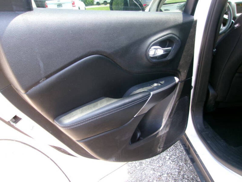 2020 Jeep Cherokee Latitude