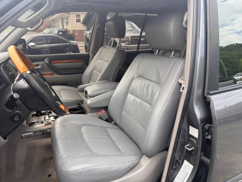 2003 Lexus LX 470
