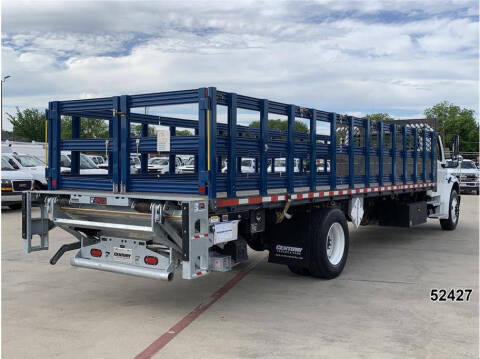 2021 Freightliner M2 106