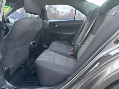 2016 Toyota Camry LE