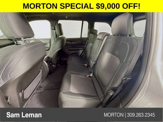 2025 Jeep Grand Cherokee Laredo X