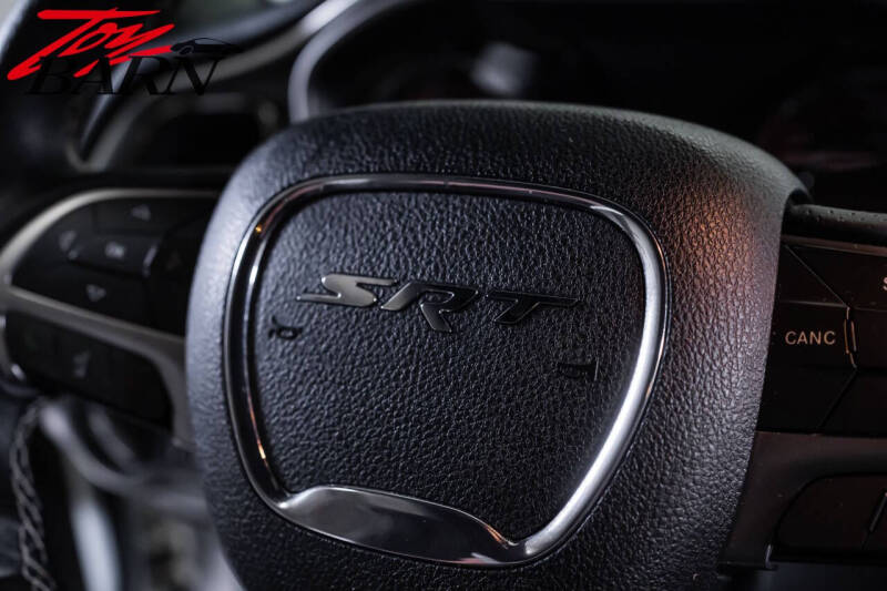 2015 Dodge Challenger SRT Hellcat