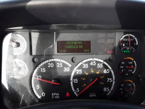 2018 Freightliner M2 106