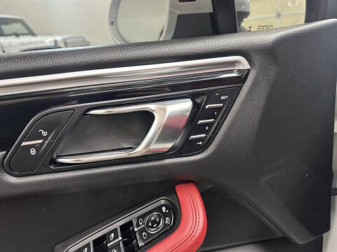 2017 Porsche Macan GTS