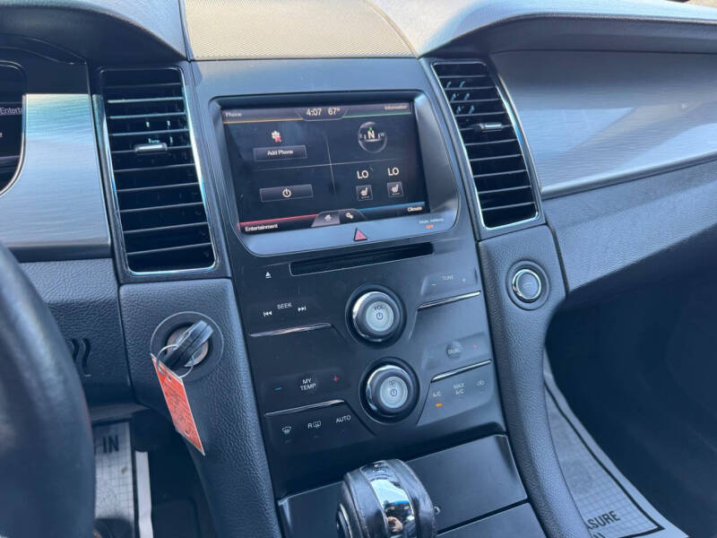 2014 Ford Taurus SEL