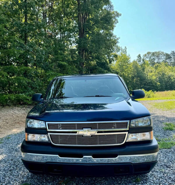 2006 Chevrolet Silverado 1500 for sale at ONE NATION AUTO SALE LLC in Fredericksburg VA