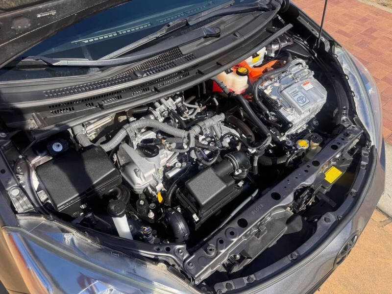 2015 Toyota Prius c