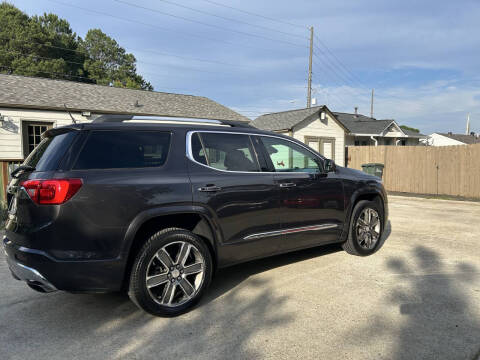 2017 GMC Acadia Denali