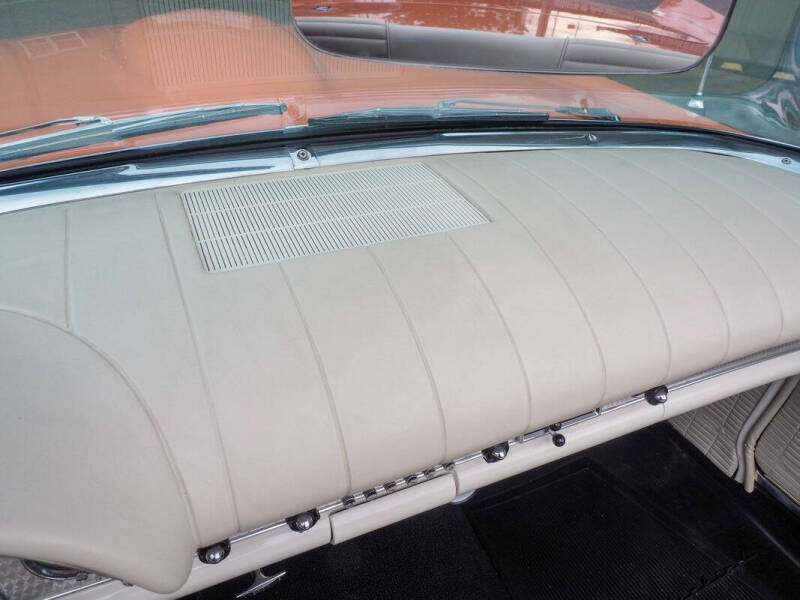 1957 Ford Thunderbird