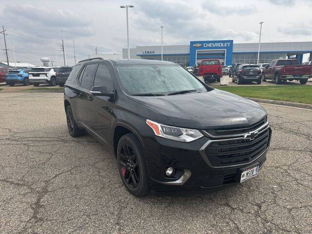 Used 2020 Chevrolet Traverse Premier with VIN 1GNEVKKW9LJ279247 for sale in Bloomington, IL