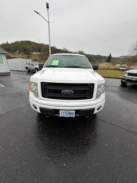 2013 Ford F-150 for sale at Jordan Motors in Roseburg, OR