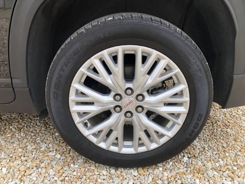 2024 GMC Acadia Elevation