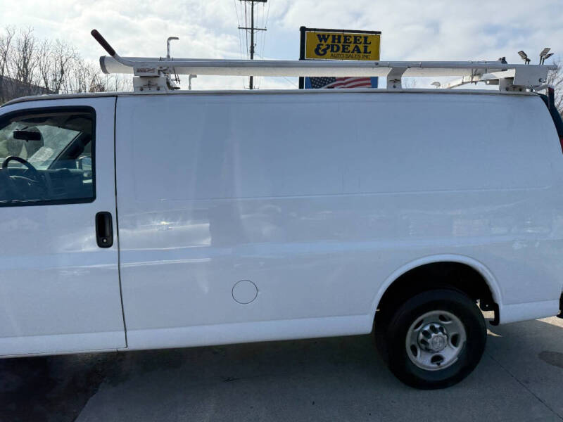 2017 Chevrolet Express 2500