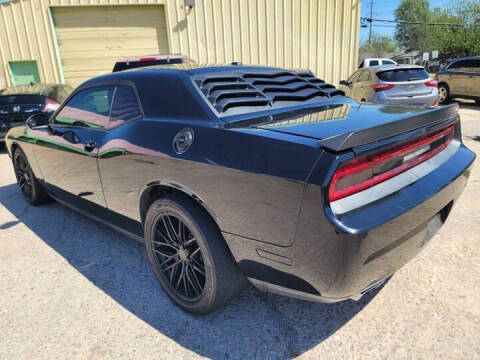 2014 Dodge Challenger SRT8 Core