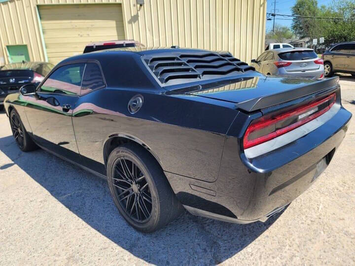 2014 Dodge Challenger SRT8 Core