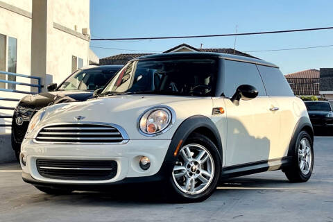 2013 MINI Hardtop for sale at Fastrack Auto Inc in Rosemead CA