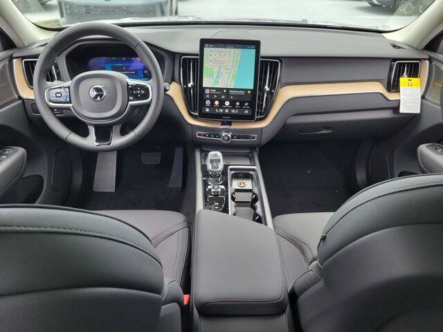 2026 Volvo XC60 T8 Plus
