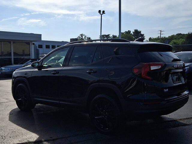 2024 GMC Terrain SLT