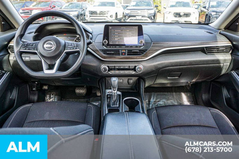 2023 Nissan Altima 2.5 SV