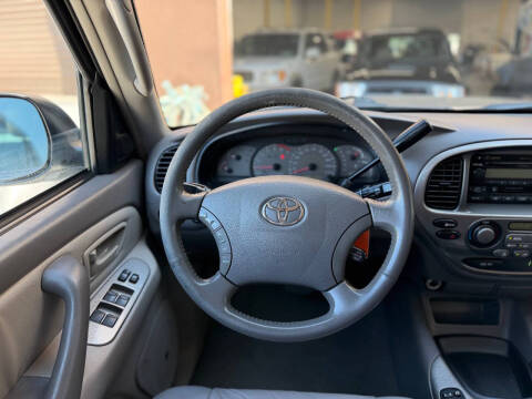 2004 Toyota Sequoia Limited