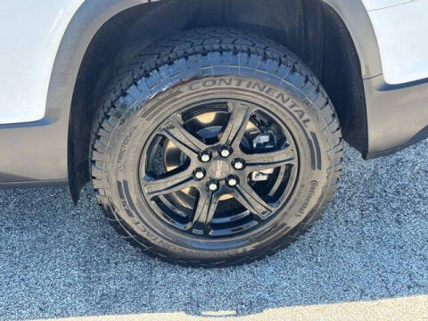 2023 GMC Acadia AT4