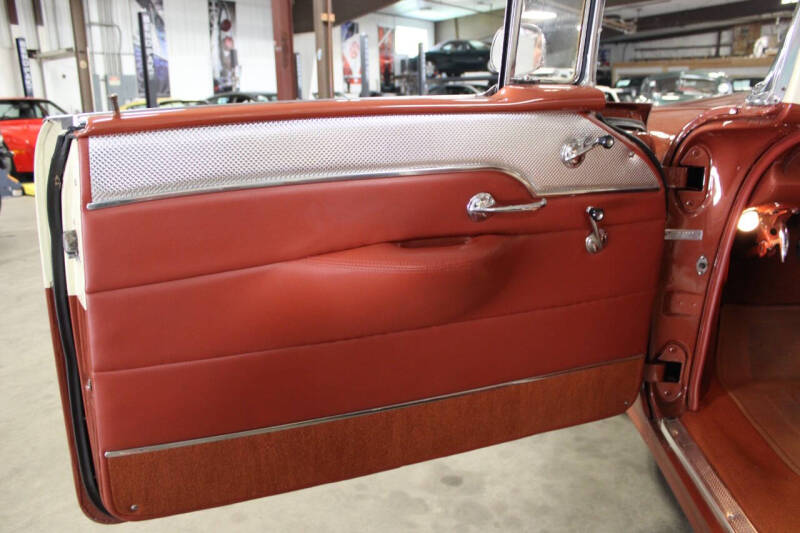 1955 Pontiac Chieftain