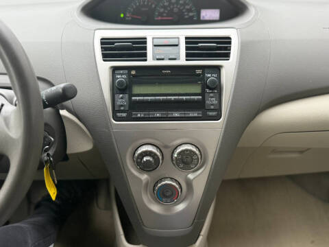 2009 Toyota Yaris