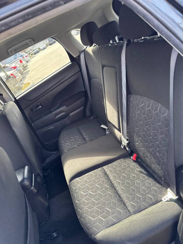 2022 Mitsubishi Outlander Sport ES