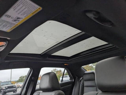 2023 Chrysler 300 S V8