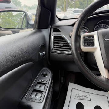 2012 Chrysler 200 Limited