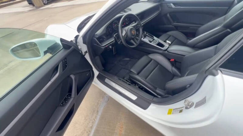 2024 Porsche 911 Carrera 4