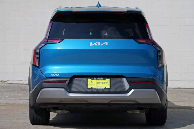 2025 Kia EV9 Wind
