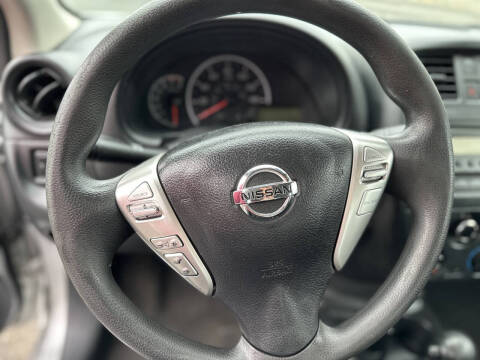 2016 Nissan Versa 1.6 S Plus