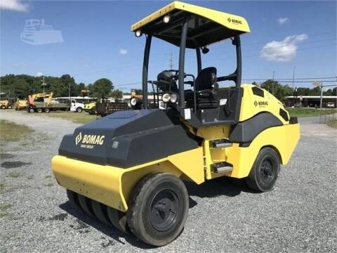 2015 Bomag BW11RH-5 for sale at Vehicle Network - Plantation Truck and Equipment in Carthage NC