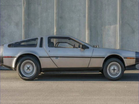 1981 DeLorean DMC-12