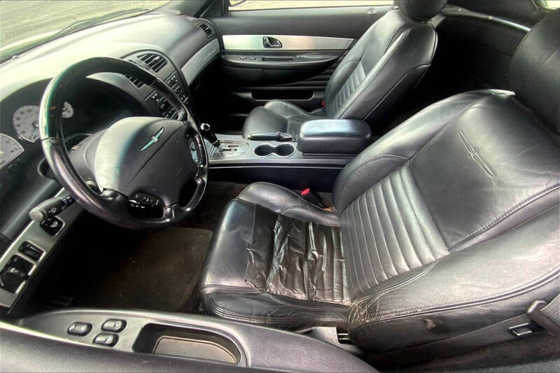 2003 Ford Thunderbird