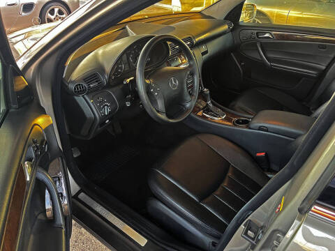 2005 Mercedes-Benz C-Class C 320