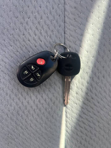 2011 Toyota Sienna LE 7-Passenger