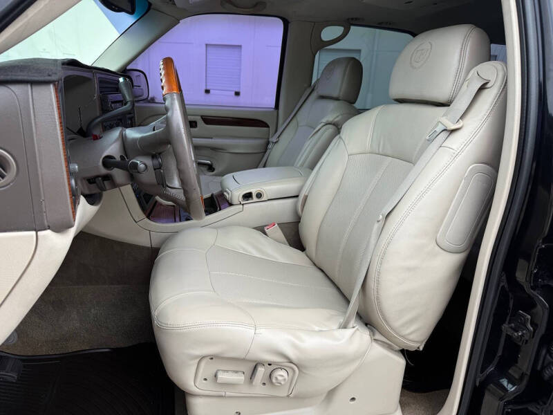 2002 Cadillac Escalade