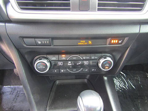 2018 Mazda MAZDA3 Touring