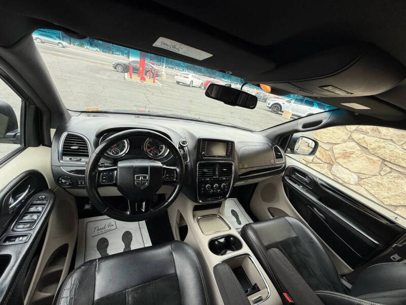 2017 Dodge Grand Caravan SXT